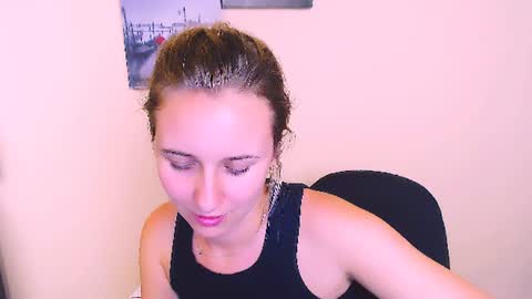 Nica online show from July 28, 2026, 3:21 pm