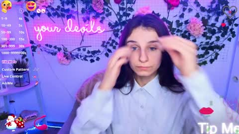 Snapshot of _nika_kik chatting on January 14, 2025, 4:40 pm Nika online show from January 14, 2025, 4:40 pm