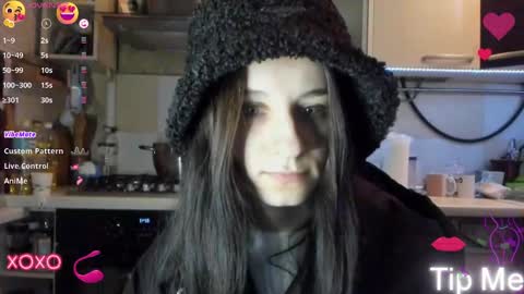 Snapshot of _nika_kik chatting on January 31, 2025, 8:43 pm Nika online show from January 31, 2025, 8:43 pm