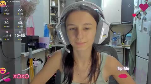 Snapshot of _nika_kik chatting on October 5, 2025, 3:21 pm Nika online show from October 5, 2025, 3:21 pm