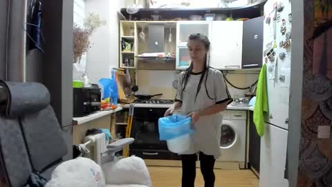 Snapshot of _nika_kik chatting on December 15, 2025, 5:17 pm Nika online show from December 15, 2025, 5:17 pm