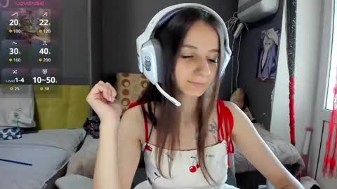 Snapshot of _nika_kik chatting on May 21, 2026, 2:02 pm Nika online show from May 21, 2026, 2:02 pm