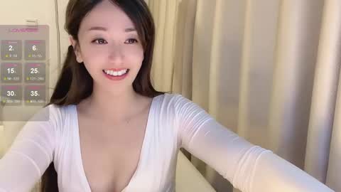 _nina_77 online show from February 6, 2025, 1:54 pm