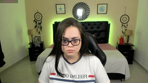 Snapshot of _oliviajoness chatting on May 12, 2026, 11:51 am Olivia jones online show from May 12, 2026, 11:51 am