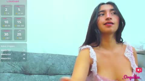 Orquidea  online show from October 25, 2025, 1:51 pm