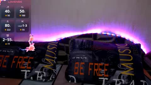  pando4ka  online show from October 28, 2025, 8:22 pm