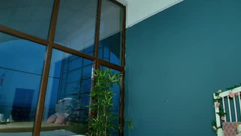 Snapshot of _parishill chatting on November 19, 2025, 5:18 am Alisa online show from November 19, 2025, 5:18 am