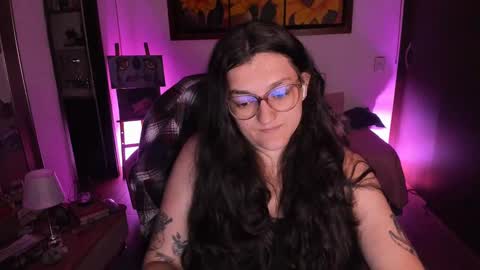 Snapshot of _peach__ chatting on February 25, 2025, 2:36 am violeta ig online show from February 25, 2025, 2:36 am