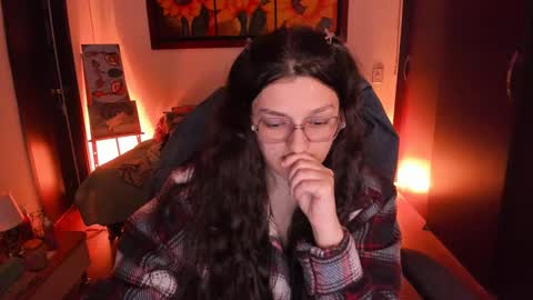 Snapshot of _peach__ chatting on September 9, 2025, 3:17 am violeta ig online show from September 9, 2025, 3:17 am