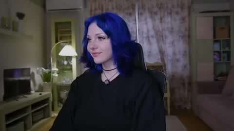 Snapshot of _penisflytrap_ chatting on June 4, 2026, 2:39 am Viktoria online show from June 4, 2026, 2:39 am