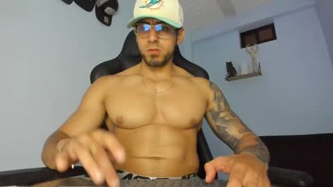 Snapshot of _poseidon1_ chatting on March 7, 2025, 10:54 pm Poseidon online show from March 7, 2025, 10:54 pm