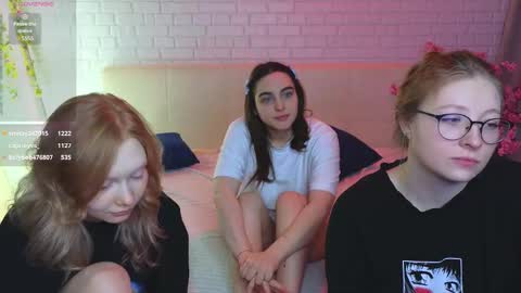 Snapshot of _ramune_ chatting on February 17, 2025, 11:44 am Merlizz Eva Jane Mila Nicole left to right online show from February 17, 2025, 11:44 am