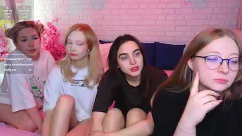 Snapshot of _ramune_ chatting on March 10, 2025, 11:49 pm Merlizz Eva Jane Mila Nicole left to right online show from March 10, 2025, 11:49 pm