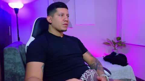 Snapshot of _robertobaggio chatting on July 24, 2026, 12:25 pm Roberto online show from July 24, 2026, 12:25 pm