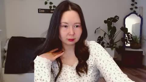 Snapshot of _rosie_cheeks_ chatting on May 10, 2026, 3:17 pm See you online show from May 10, 2026, 3:17 pm