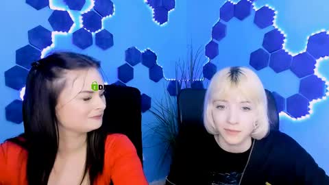 sabrina  online show from April 7, 2026, 8:48 am