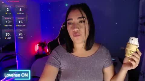  SantaLove  online show from June 15, 2026, 8:44 pm