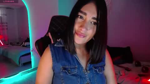  SantaLove  online show from June 24, 2026, 8:19 pm
