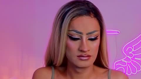 Scarlett online show from October 22, 2025, 7:41 am