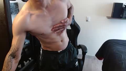 Snapshot of _schnnneider_ chatting on March 11, 2026, 6:58 pm SCHNEIDER online show from March 11, 2026, 6:58 pm