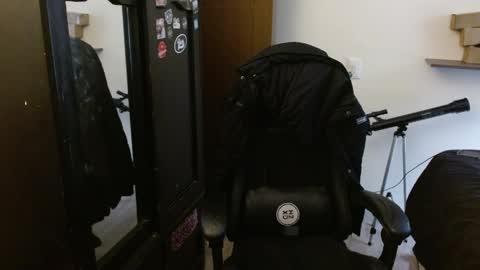 Snapshot of _schnnneider_ chatting on April 11, 2026, 8:13 pm SCHNEIDER online show from April 11, 2026, 8:13 pm