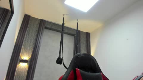 Snapshot of _selene_red chatting on May 30, 2026, 2:52 am Selene online show from May 30, 2026, 2:52 am