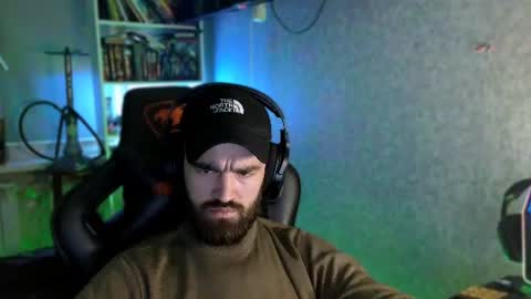 Snapshot of _serious_man chatting on June 17, 2026, 7:59 pm Ask me online show from June 17, 2026, 7:59 pm