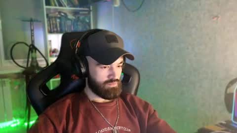 Snapshot of _serious_man chatting on June 22, 2026, 11:35 pm Ask me online show from June 22, 2026, 11:35 pm