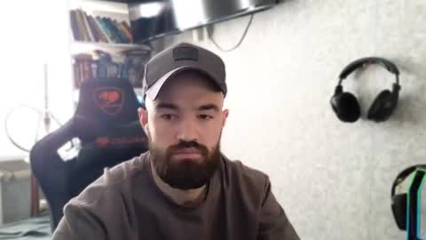 Snapshot of _serious_man chatting on June 25, 2026, 8:08 am Ask me online show from June 25, 2026, 8:08 am
