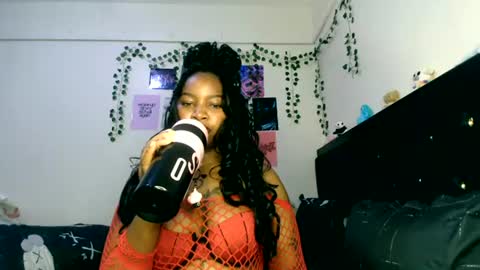 Snapshot of _sexysquirter chatting on June 30, 2026, 8:32 pm _sexysquirter online show from June 30, 2026, 8:32 pm