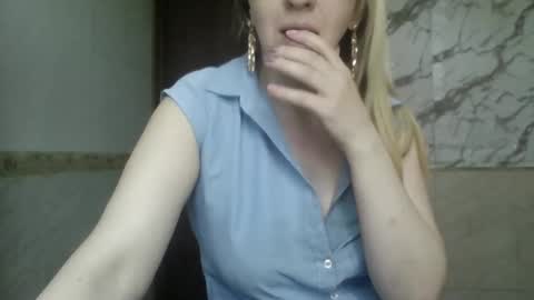 Snapshot of _sexyxsveta_ chatting on June 2, 2026, 4:36 am SexyXSveta online show from June 2, 2026, 4:36 am