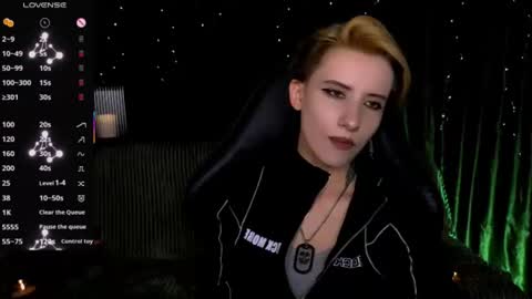 Snapshot of _shadow_devil__ chatting on July 28, 2026, 6:53 pm Alex online show from July 28, 2026, 6:53 pm