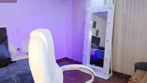 _sharlotte777 online show from March 12, 2026, 1:50 pm