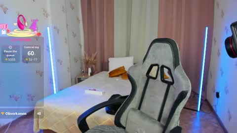Snapshot of _shy_jenny_ chatting on June 11, 2026, 2:53 am Shy Jenny online show from June 11, 2026, 2:53 am