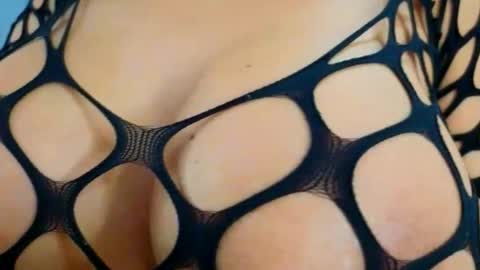 Snapshot of _sinwithme_ chatting on October 20, 2025, 8:04 am Jessy online show from October 20, 2025, 8:04 am
