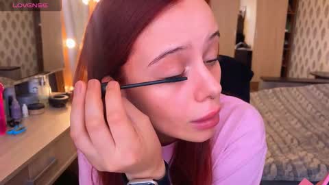 Alice online show from September 10, 2025, 1:44 pm