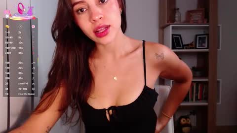 Snapshot of _smallpeach chatting on October 5, 2025, 12:09 am Lauren online show from October 5, 2025, 12:09 am