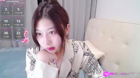 Snapshot of _smileflower_ chatting on December 2, 2025, 1:28 pm winni online show from December 2, 2025, 1:28 pm