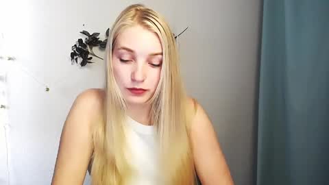 Rachel online show from May 19, 2026, 11:27 am