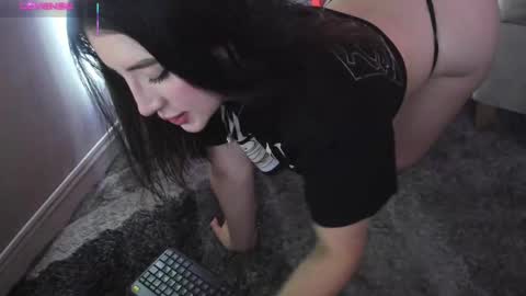 Snapshot of _sofia_cruz chatting on November 18, 2025, 6:01 pm 640 200 online show from November 18, 2025, 6:01 pm