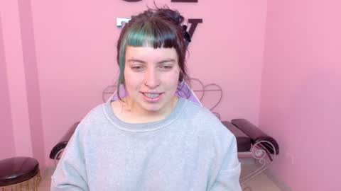 Snapshot of _sofia_smith1 chatting on June 13, 2026, 1:42 pm Sofia online show from June 13, 2026, 1:42 pm