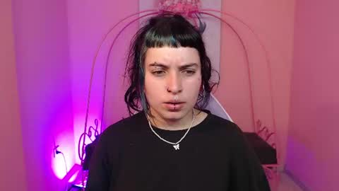 Snapshot of _sofia_smith1 chatting on July 2, 2026, 1:50 pm Sofia online show from July 2, 2026, 1:50 pm