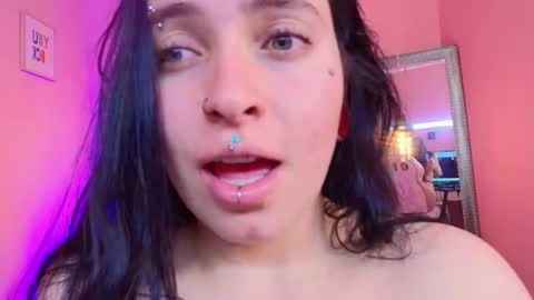 Snapshot of _sofia_smith1 chatting on July 14, 2026, 2:05 am Sofia online show from July 14, 2026, 2:05 am