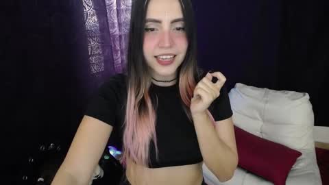 Snapshot of _sofiapink chatting on May 2, 2026, 8:03 pm Sofia online show from May 2, 2026, 8:03 pm