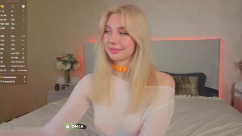 Sophie online show from September 10, 2025, 7:58 pm