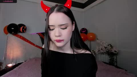 Brittany online show from October 31, 2025, 9:05 pm