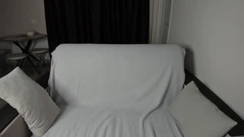 MARKPVT IS OPEN online show from February 5, 2025, 4:48 am