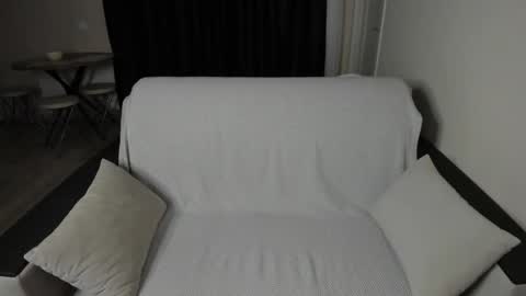 MARKPVT IS OPEN online show from February 12, 2025, 4:33 am