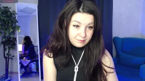 Snapshot of _still_her chatting on December 3, 2025, 1:35 am Erica online show from December 3, 2025, 1:35 am