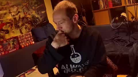 Sven online show from December 15, 2025, 3:22 am